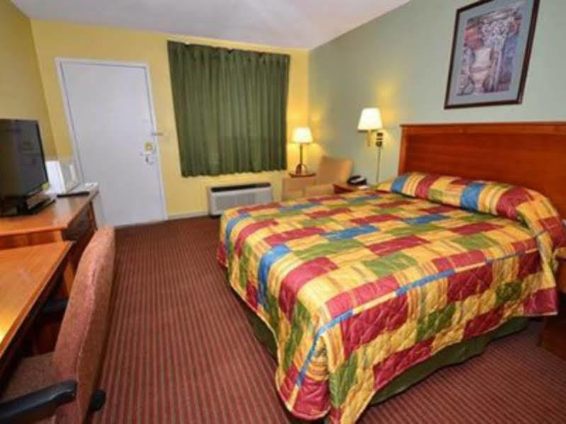 Rodeway Inn Concordia Εξωτερικό φωτογραφία